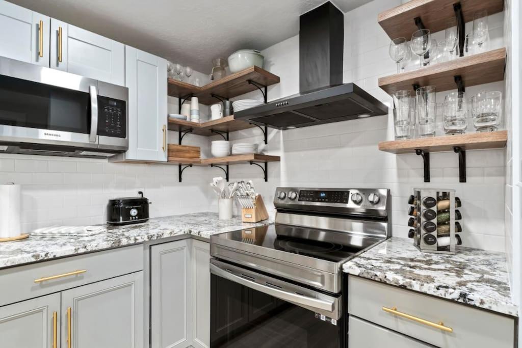 Amazing New Great Location ! Sugarhouse Apartment South Salt Lake
